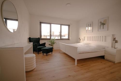 Ferienwohnung Kassel mit Ladesäule & Balkon