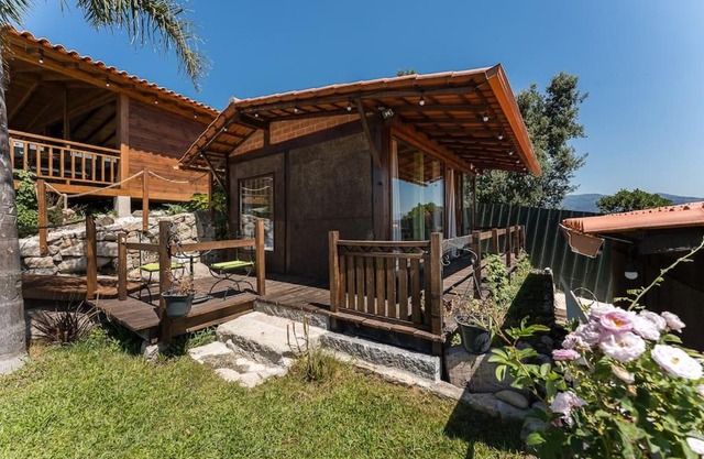 Fernandes Guest House Green Bungalow