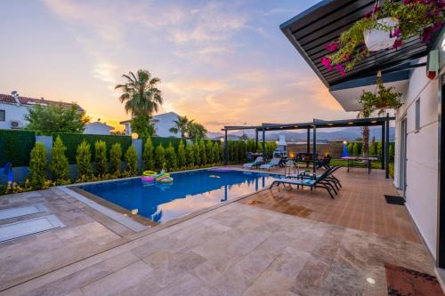 Fethiyede Denize Yakın Süper Lüks Villa