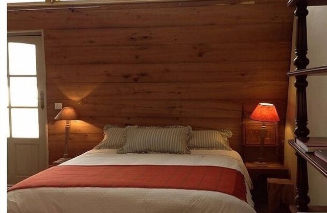 Fig Tree Cottage for 2 at Château de la Giraudière between Angers and Saumur