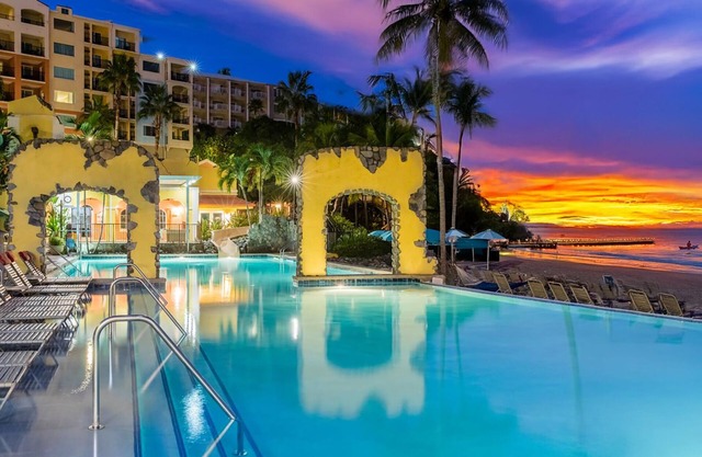 𝐅𝐢𝐧𝐝𝐢𝐧𝐠 𝐌𝐞𝐢𝐥𝐢’𝐬 Beachfront Dream Holiday at Frenchman's Cove Resort
