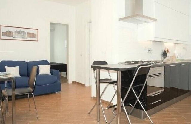 Finely Refurbished Flat in Rome Coppedè area near Sapienza and Luiss University
