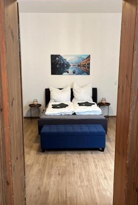 Five O - Businessapartment Precht - QueenSize Bett