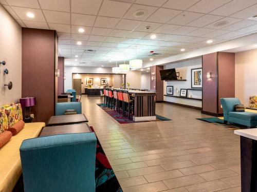 Flag Point Inn and Suites Pratt by FairBridge