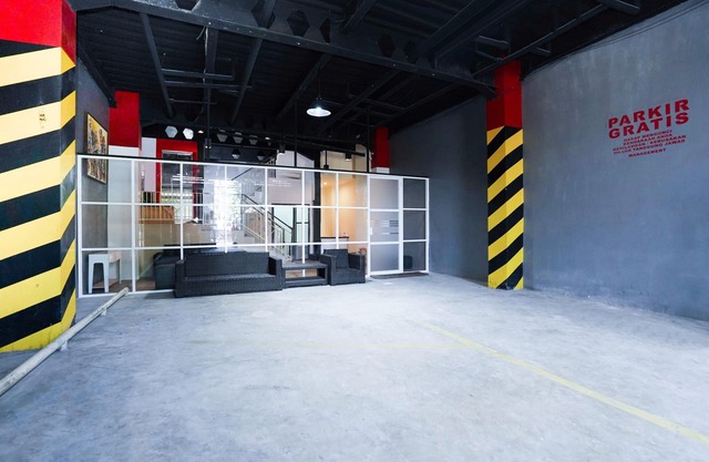 Flagship 3688 Pot Art