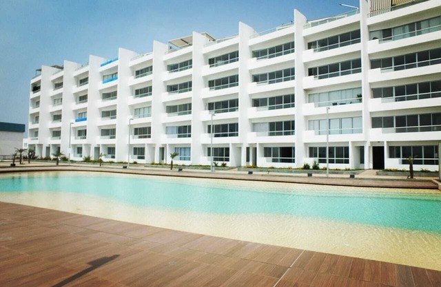 Flat de Playa - New Asia Condominium