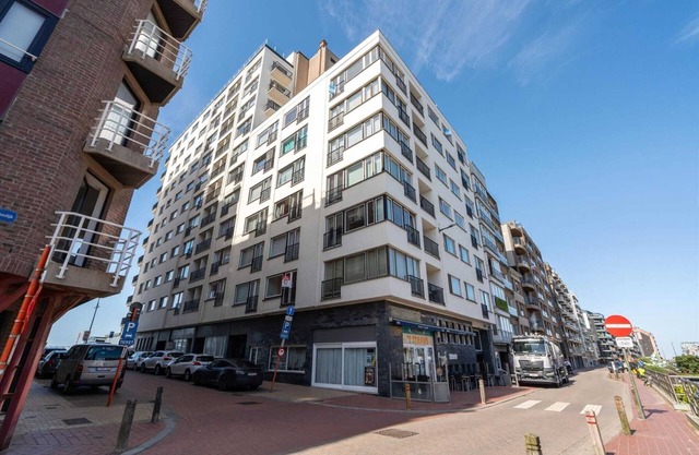 Flat in Bruges with Panoramic City Views