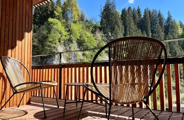 Flims Stenna SELVA directly by the mountain railway ski slope