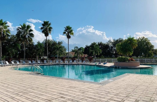 Florida Paradise Home Near IMG Academy and Siesta Key Beach