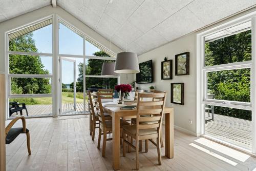 Forest House With Stream By Hjarbæk Fjord