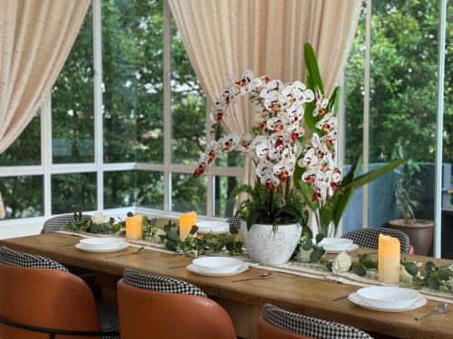 ForestEdge bungalow 8BR 34pax Templer Villa