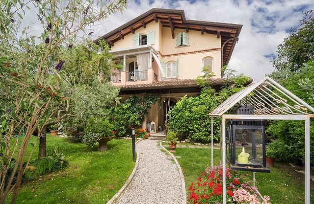 Forte dei Marmi House - with Jacuzzi