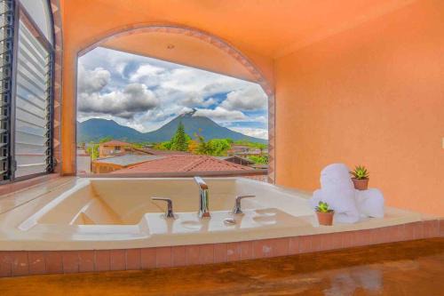 FORTUNA FLAT#2, Luxury & Top View