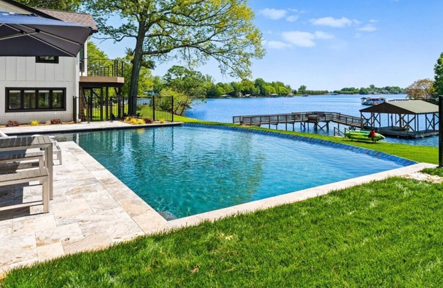 Fox Run w/Heated Pool & Optional Boat Rental