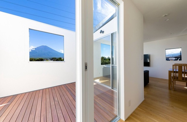 Frame View MtFuji Villawest Newly built Villa/Minamitsuru-gun Yamanashi