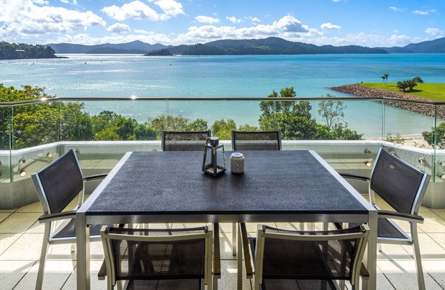 Frangipani 201 Hamilton Island by HamoRent