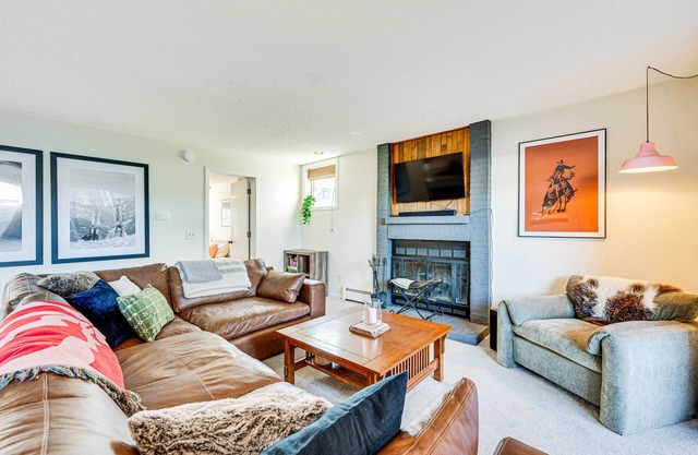 Fraser Condo w/Ski Shuttle & Resort Amenities!