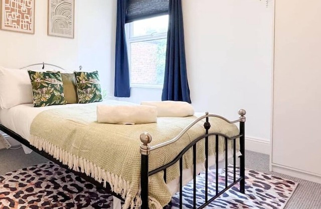 Free Parking | Close to Hospital | Large house