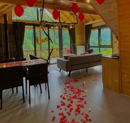 free valley bungalow