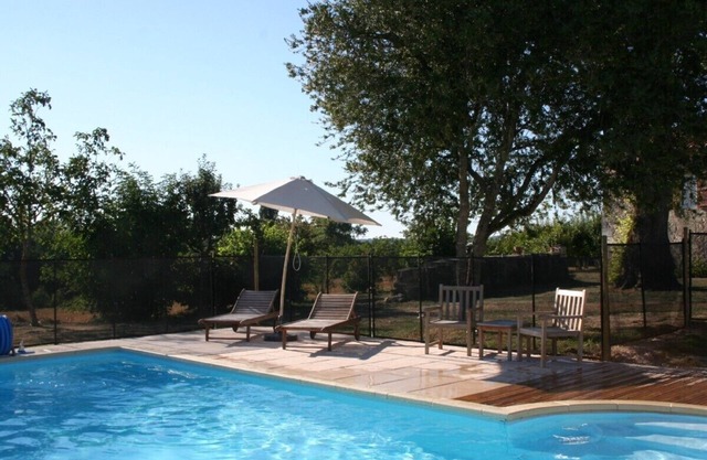 French country gite with pool, within walking distance of pretty village