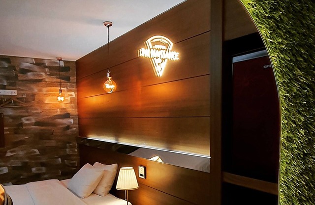 Friendly DH Naissance Hotel by Mindrum Group