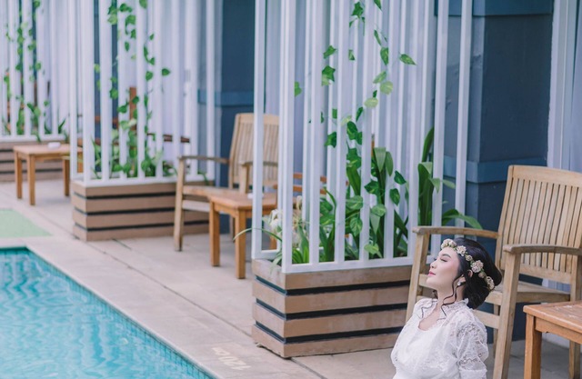 Front One Akshaya Hotel Karawang