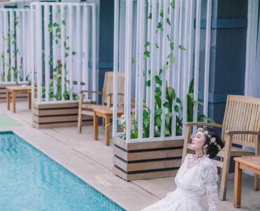 Front One Akshaya Hotel Karawang