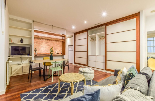 Fuencarral V - Elegant and spacious apartment on Gran Vía