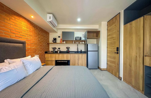 Fully Serviced Comfortable Loft | Duna S.