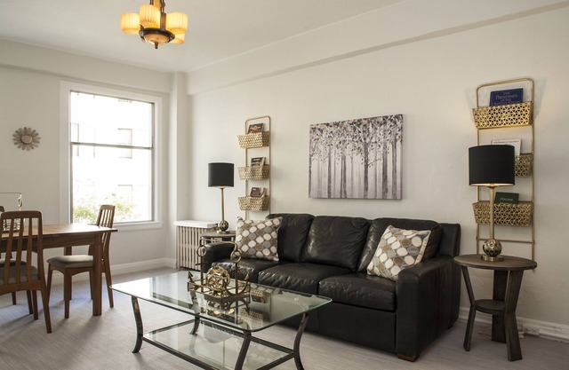 Furnished Studio in Art Deco landmark, Centre of SF/HAM411