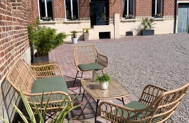 Gîte 4 Étoiles SPA Privatif. Au Coeur du Circuit du Souvenir de la Somme