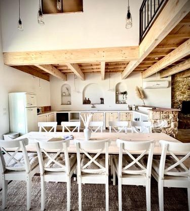 Gîte dans un domaine - La cave du vigneron - Uzès - 10 personnes