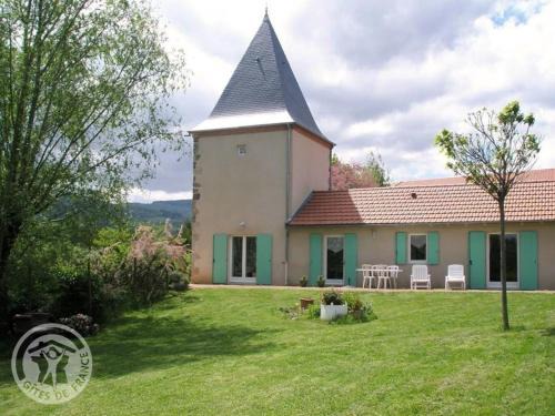 Gîte familial raffiné à Lentigny avec jardin privé - FR-1-496-129