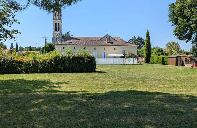 Gîte grande capacité avec piscine privée 15 personnes