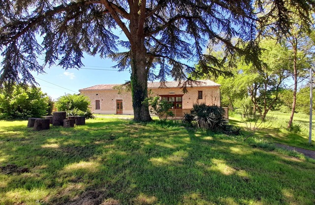 Gîte Honey House - A honey-sweet getaway.