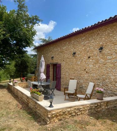 Gîte MERLANDE - à 600m de Plan d'eau de Neufont