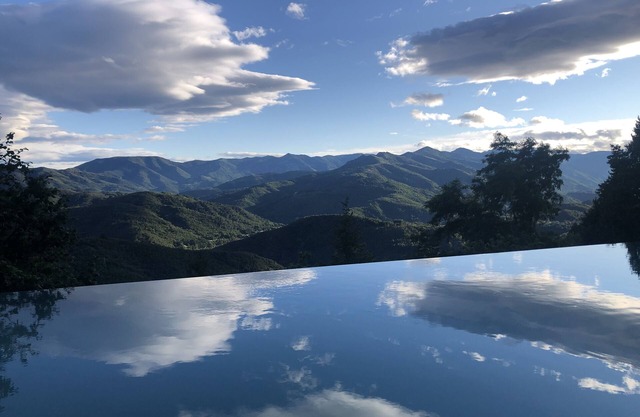 Gîte Pleine Nature et Piscine à Débordement Avec vue sur les Monts D'ardèche