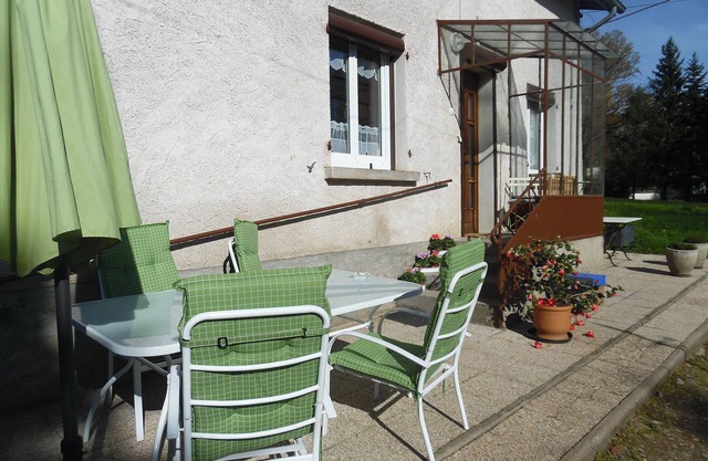 Gîte Thiers exit 29 A89 Fair Cournon 25m Park Livradois Forez 6 p 3 ch