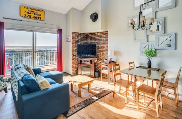 G699 1 Bedroom with Loft Top floor No cleaning fees