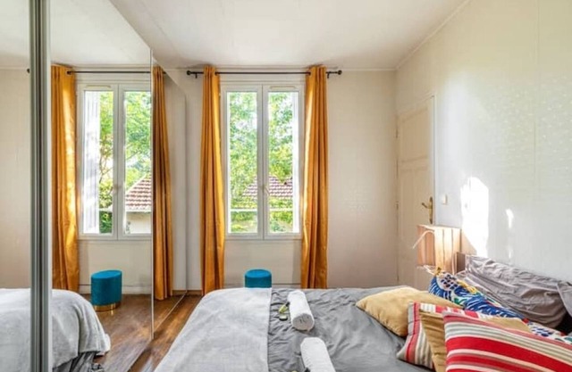 Gaia House, Urban Oasis, RER A, Paris in 20min