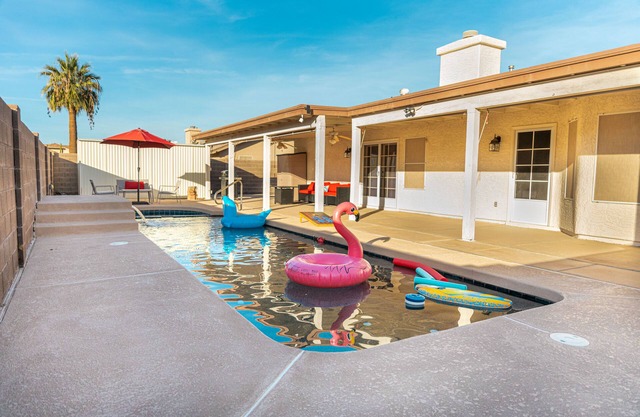 Game Room/Pool Cozy Home in Yuma