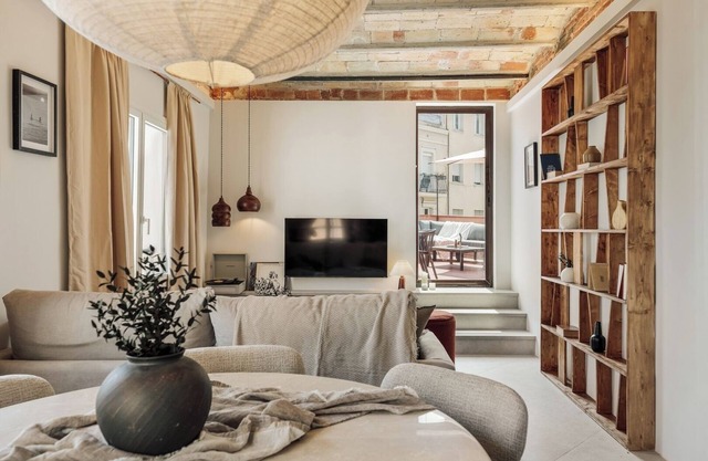 Gandoc - 3 bedrooms and terrace in Sants