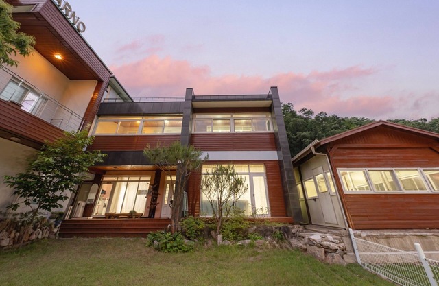Gapyeong Areuno Pet Pension