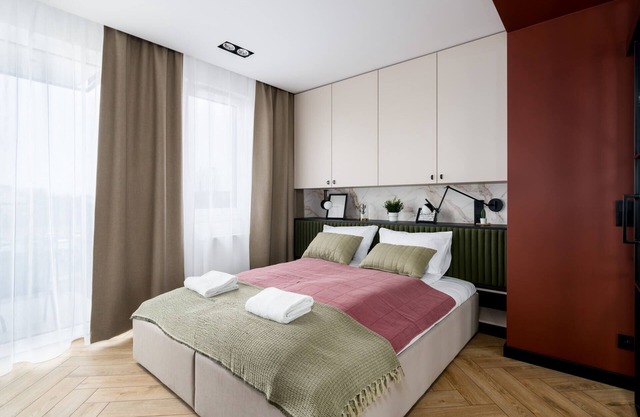 Garbary 104D | Tasteful Studio | Terrace