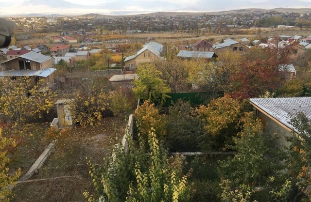 Garden House is a countryside house located in the city of Yerevan. n