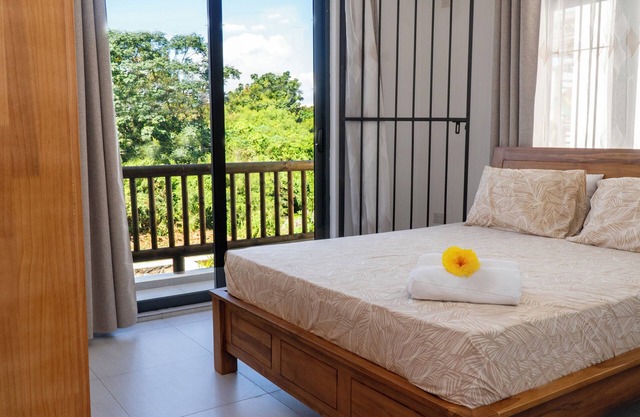 Garuda Villa: 4BR luxury with private pool, terrace, WiFi & modern amenities!