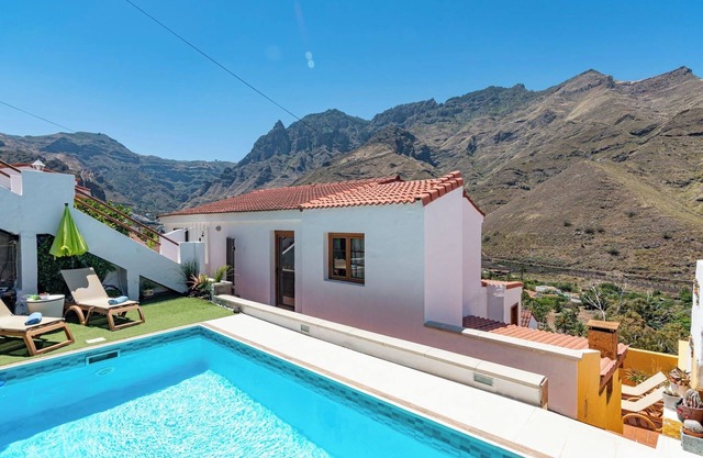 GC0366 House with heated pool in El Valle de Agaete