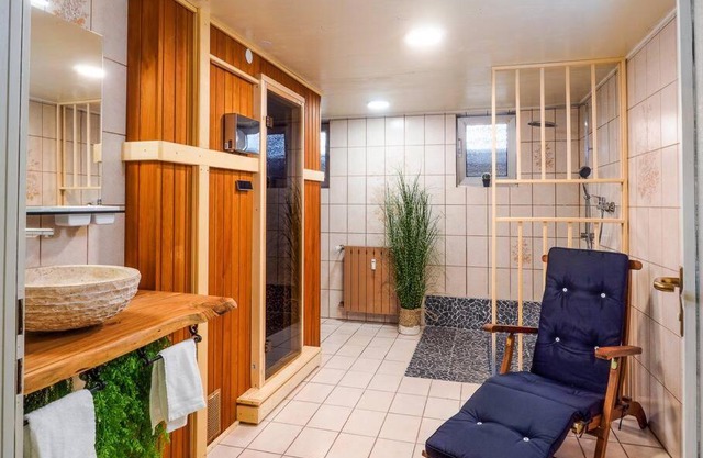 Gemütliche SAUNA Wohnung in Duisburg + NETFLIX