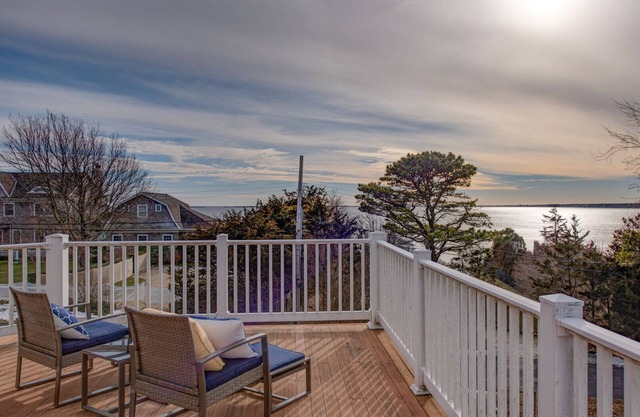 Get out of the city, kick back and relax in Southampton!