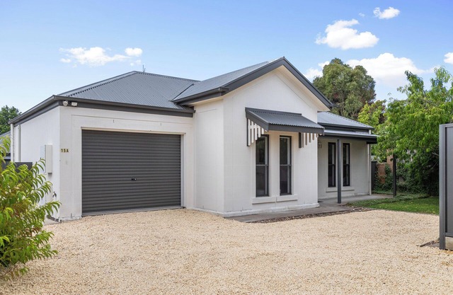 Getaway on Wallace - Excellent central location- Pet Friendly